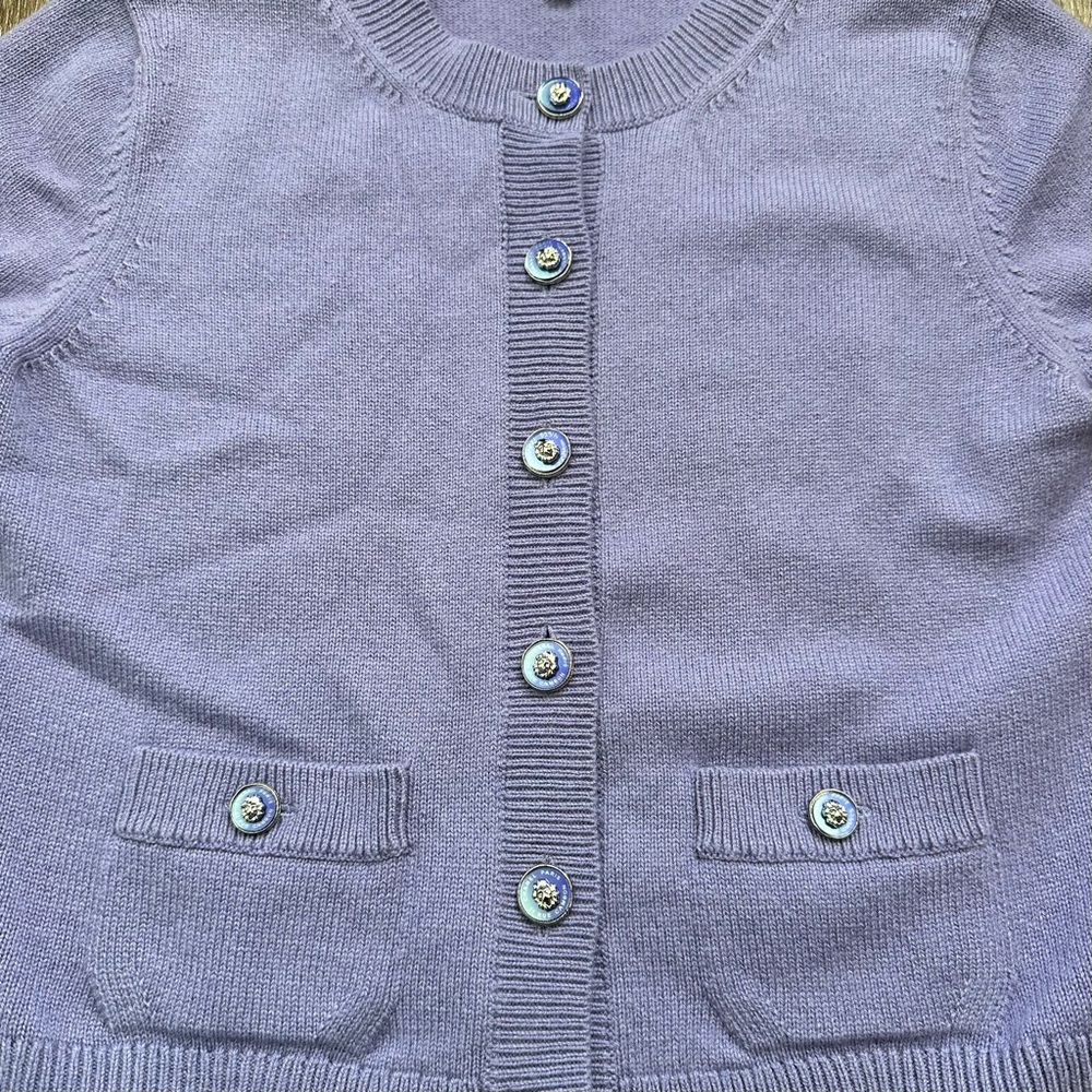 Chanel Cashmere Cardigan Short Sleeve Sweater Logo Lion Buttons Purple Size 36 - Picture 2 of 8